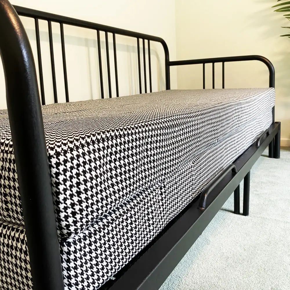 Slipcover for Fyresdal Daybed Mattress Cover for Sofa-to-Bed Conversion (Dogtooth) - Daybed Cover