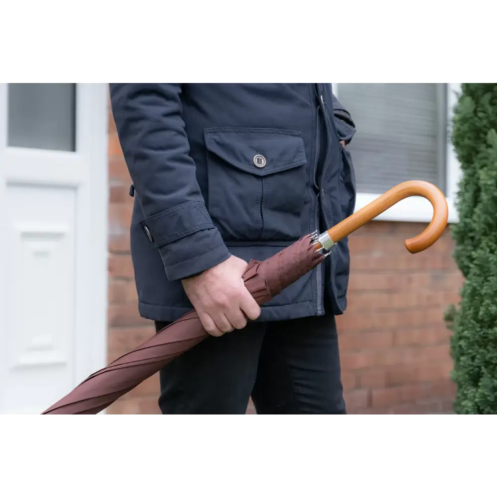 classic-wood-handle-walking-umbrella-hidewise-london-wooden-J-handle-strong-windproof-quality-brolly-brown-rustproof-gust-proof-brand-wind-proof-gust-proof-uk-usa-discount-cheap-deal-father's-day-mother's-fathers-mothers-anniversary-gift-present-birthday