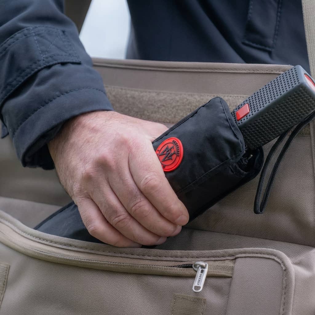 Parapluie automatique de luxe coupe-vent résistant anti-UV noir Brolly par Hidewise London