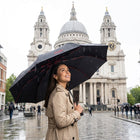 Parapluie automatique de luxe coupe-vent résistant anti-UV noir Brolly par Hidewise London